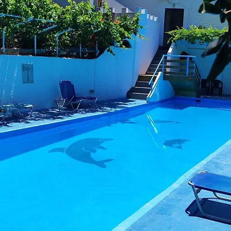 Oleander's Garden Traditional Cretan Hotel de apartamente Ferma